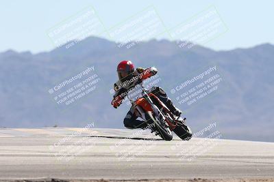 media/Oct-13-2025-Moto Forza (Mon) [[a66d839500]]/3-B Group/Session 4 (Turn 9)/